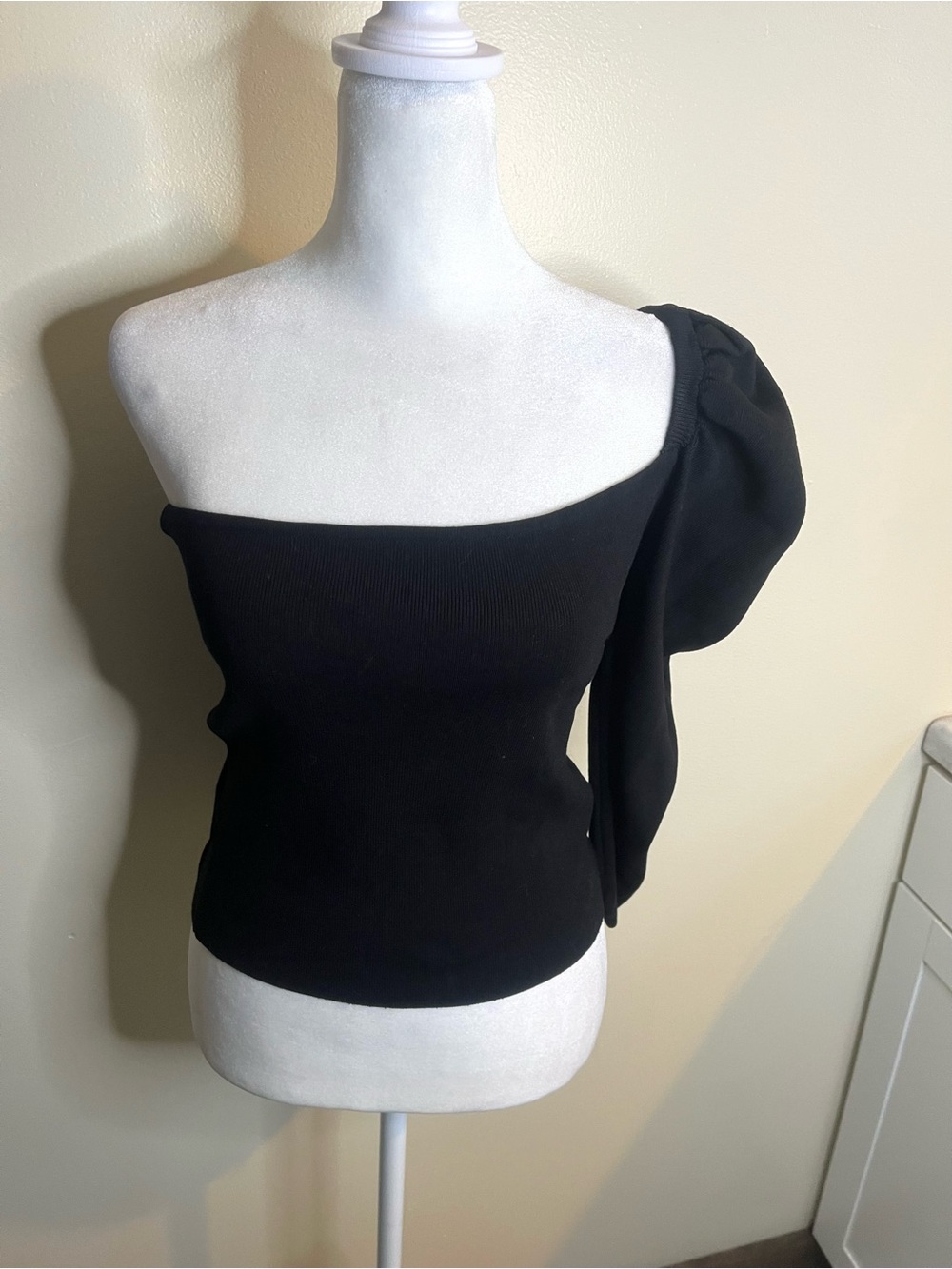 Mango MNG One-Shoulder Black Puff Sleeve Top